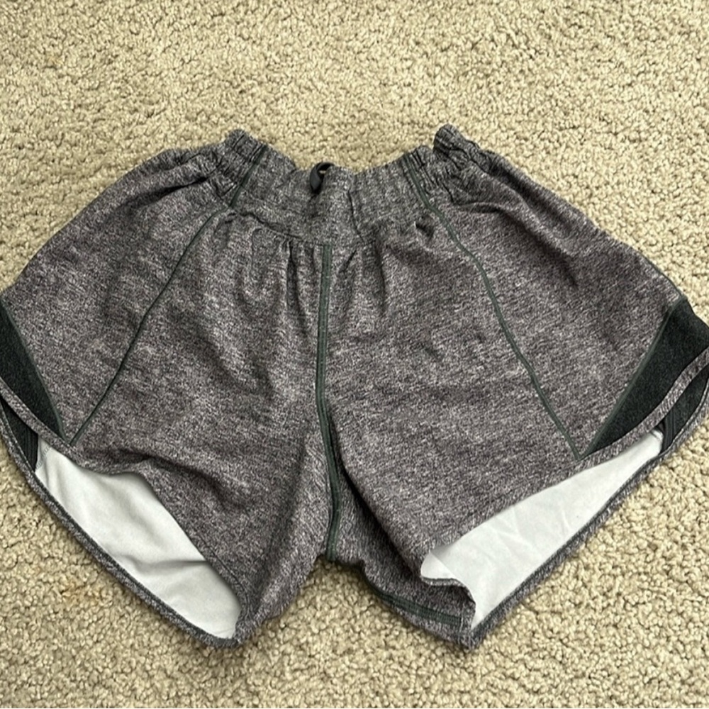 Lululemon Hotty Hots!